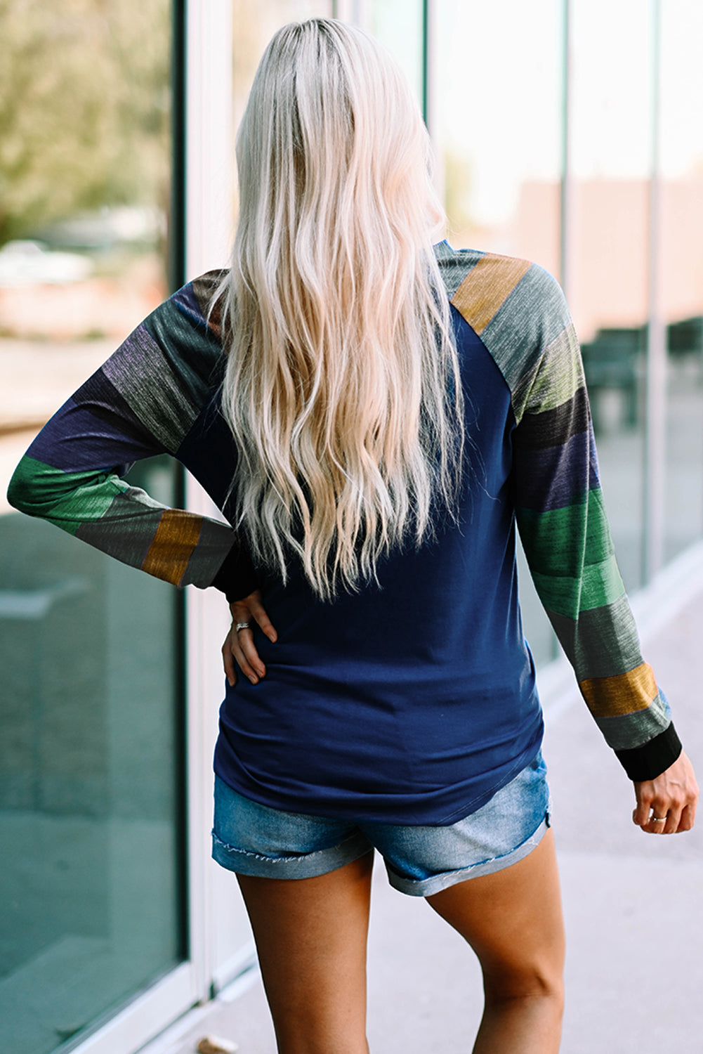 Double Take Color Block Curved Hem Long Sleeve Tee