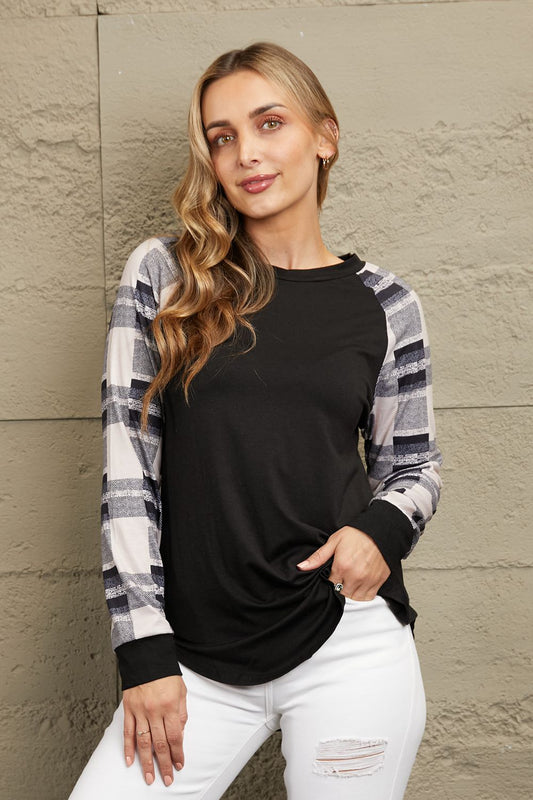 Double Take Color Block Curved Hem Long Sleeve Tee